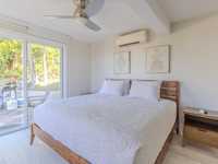 House 3025915782