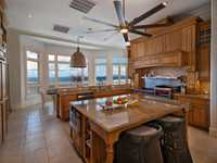 House 2848658776