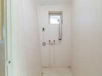 House 2850124660