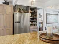 House 3024204040