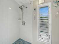 House 3024204052