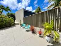 House 3024204082