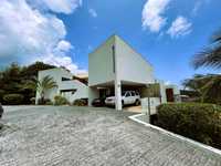 House 2852840296