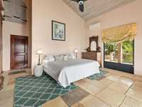 House 2933111120