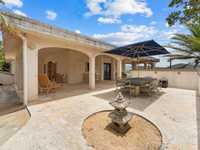 House 2933111929