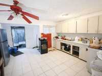 House 2854067421