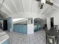 House 2854071644