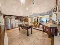 House 2879562759