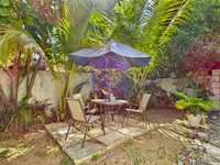 House 2879564012