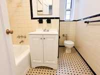 House 2858997721