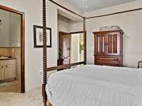 House 2861019757