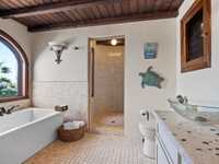 House 2861019772