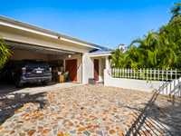 House 2861020317