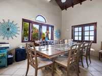 House 2861018977