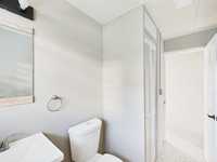 House 2953707557