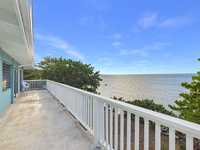 House 2953707883