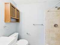House 2953708102