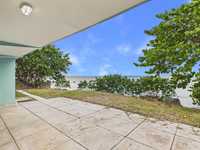 House 2953708153