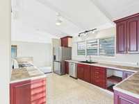 House 2953707445