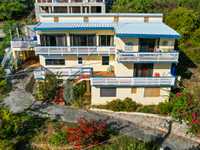House 2868094020