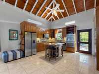 House 2893954332