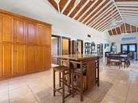 House 2893954339