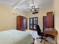 House 2893954836