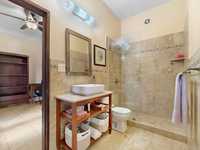 House 2893955022