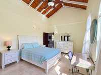 House 2893955027