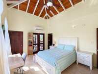 House 2893955140
