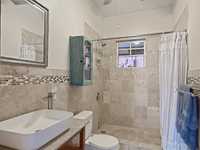 House 2893955458