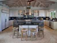 House 2928920074