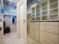 House 2928920941