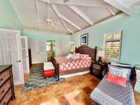 House 2890274947