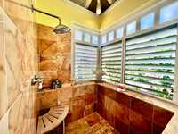 House 2890275320