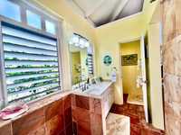 House 2890275326