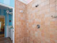 House 2875522502