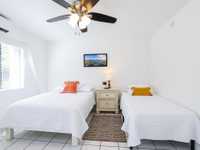 House 2870590740