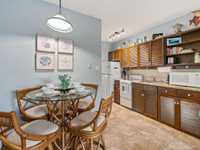 House 2871912832