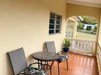 House 2874369221
