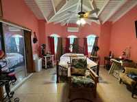 House 2876756104