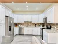 House 3020704549