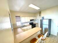 House 2945667418