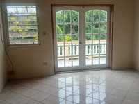House 2878123702