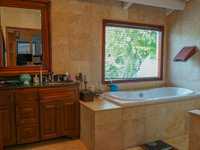 House 2886293774