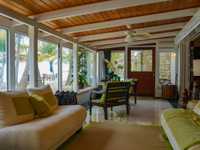 House 2886295040