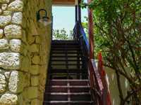 House 2886295370