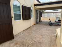 House 2888704544