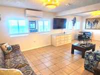 House 2890273727