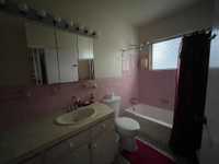 House 2890274250